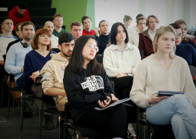 Прямая трансляция Дня открытых дверей Совместного бакалариата ВШЭ и РЭШ