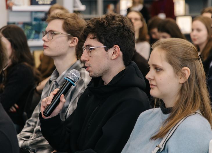 На кампусе и онлайн прошел День открытых дверей магистратуры РЭШ