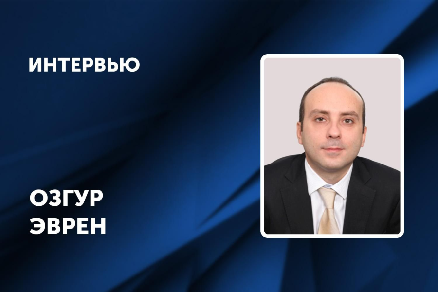 «Самое ценное, чему мы можем научить, — это исследования». Интервью с содиректором аспирантуры РЭШ профессором Озгуром Эвреном