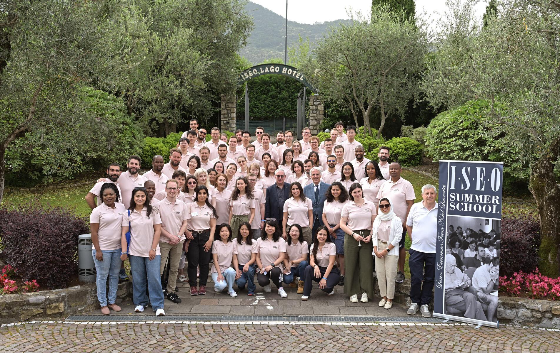 «Летняя школа I.S.E.O. будет полезна всем, кто интересуется экономическими исследованиями», — студенты РЭШ об участии в международной научной школе